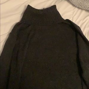 Good fellow$ co turtleneck